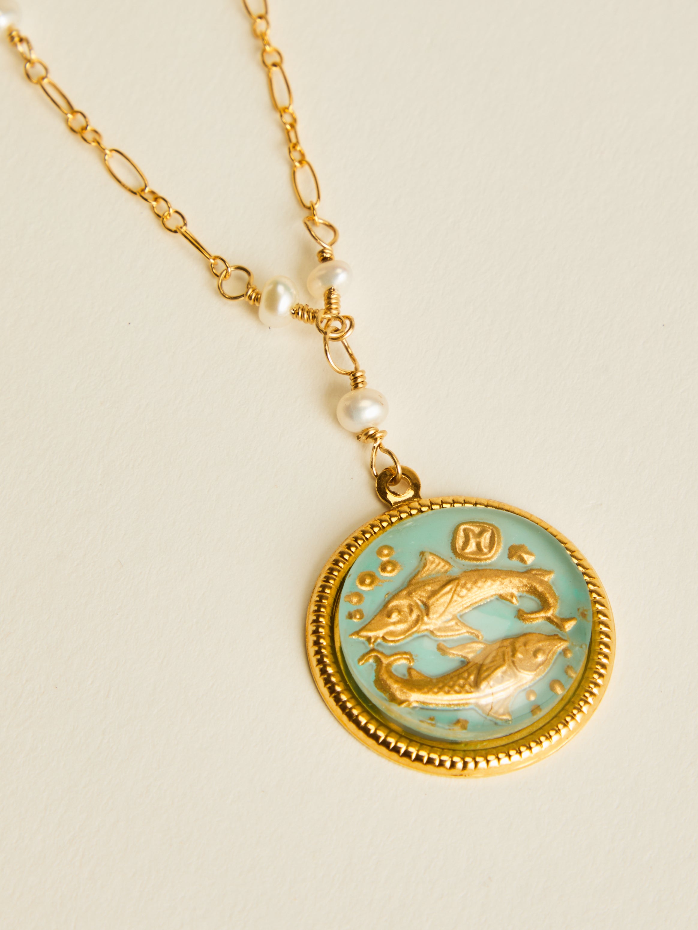 Téa Leoni Pisces Necklace Vintage German Glass | Zodiac Jules