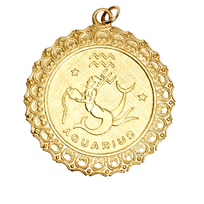Aquarius Vintage Scalloped Charm Brass