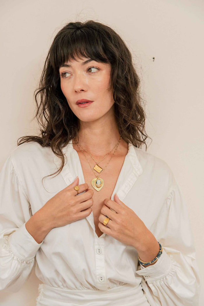 Vintage Cameo with Ribbed Heart