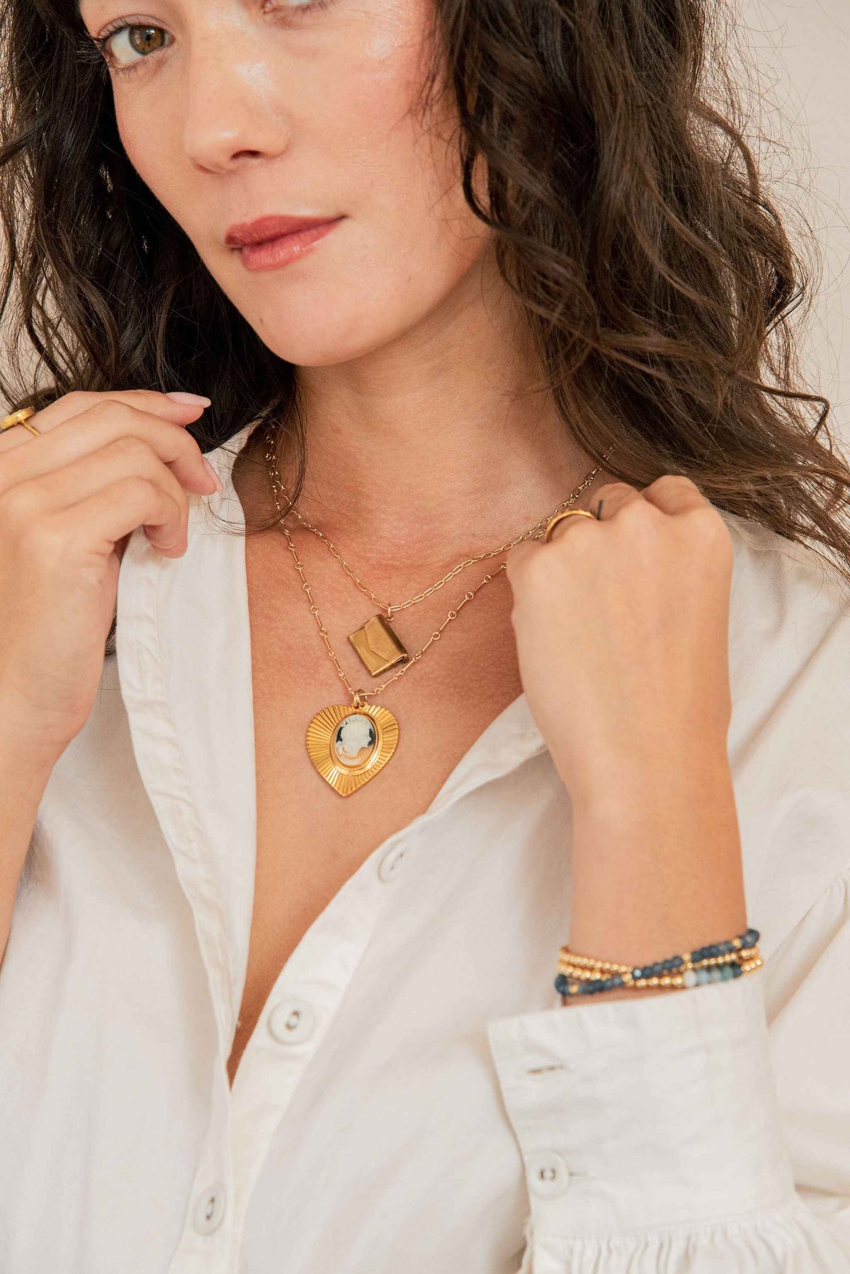 Vintage Cameo with Ribbed Heart